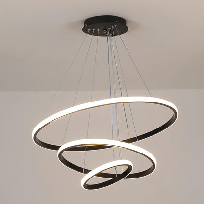 Suspension moderne à 3 anneaux – Élégance circulaire et lumière ajustable