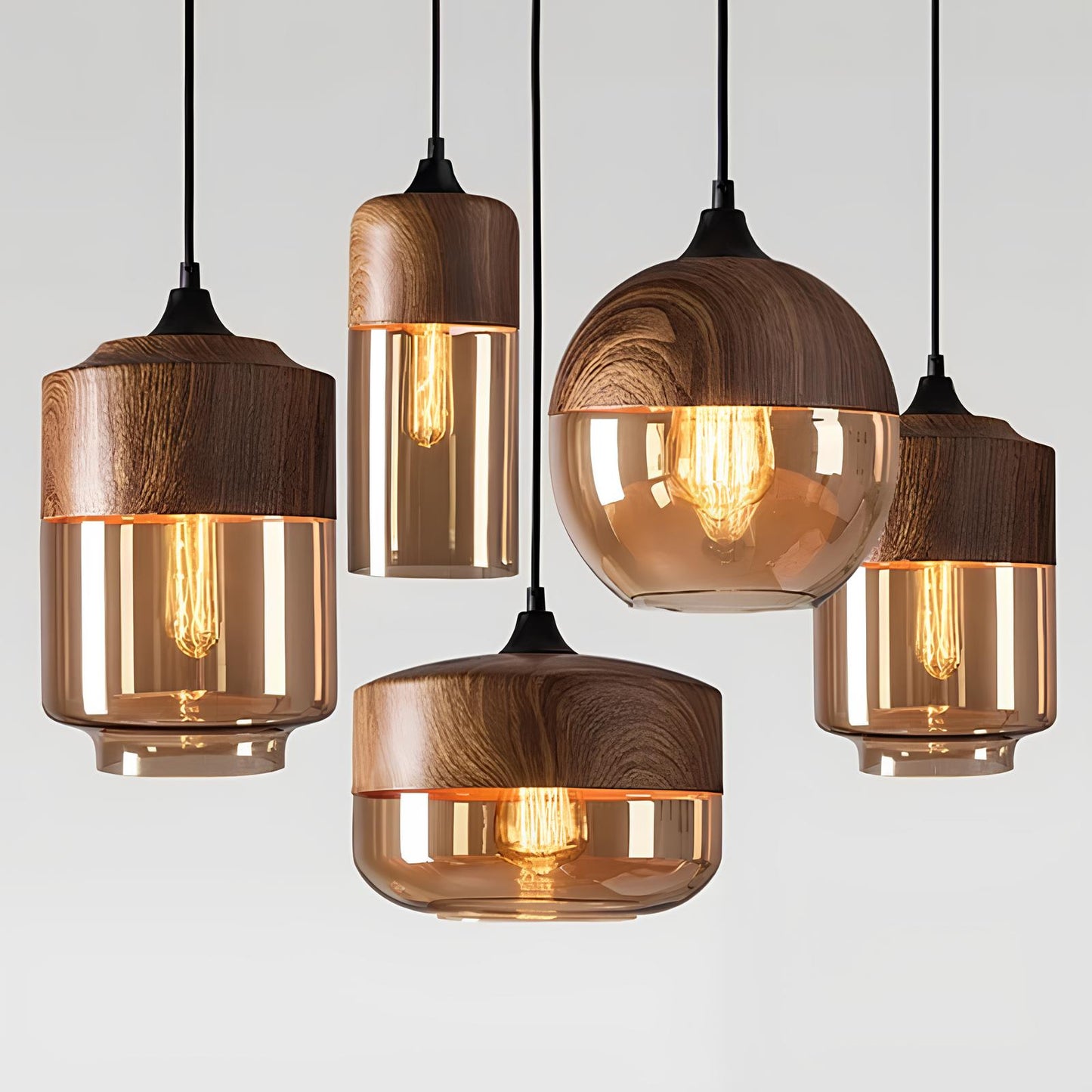 Suspension bois et verre teinte cognac – Luminaire moderne