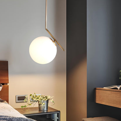 Suspension boule en verre et laiton – Luminaire moderne et raffiné