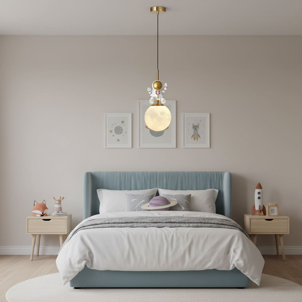 Suspension chambre enfant astronaute