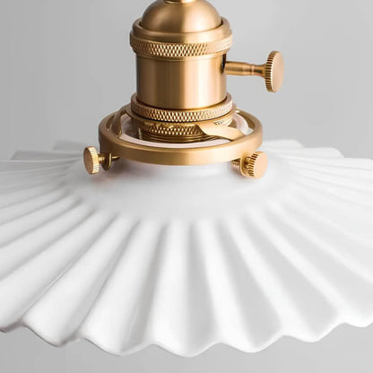 Suspension design rétro– Style minimaliste et raffiné