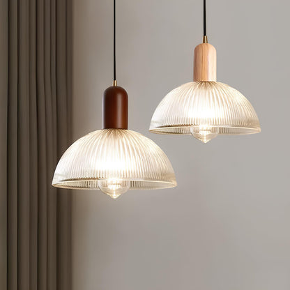 Suspension en Verre et Bois – Luminaire Nordique