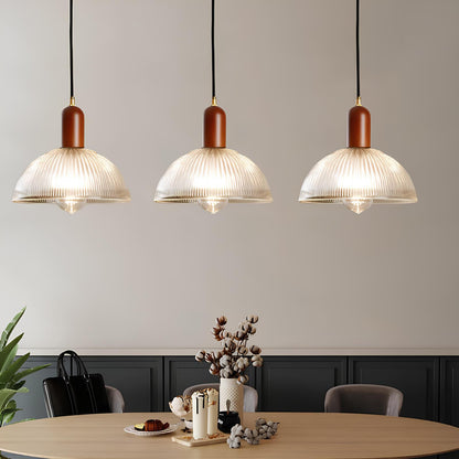 Suspension en Verre et Bois – Luminaire Nordique
