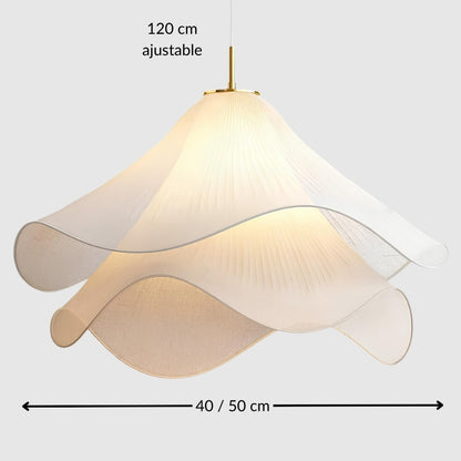 Suspension fleur en tissu – Design poétique et lumineux