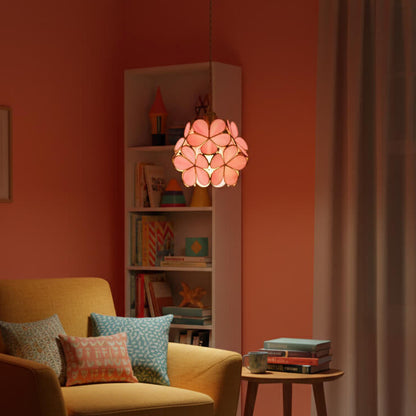 Suspension fleur en verre – Élégance et douceur