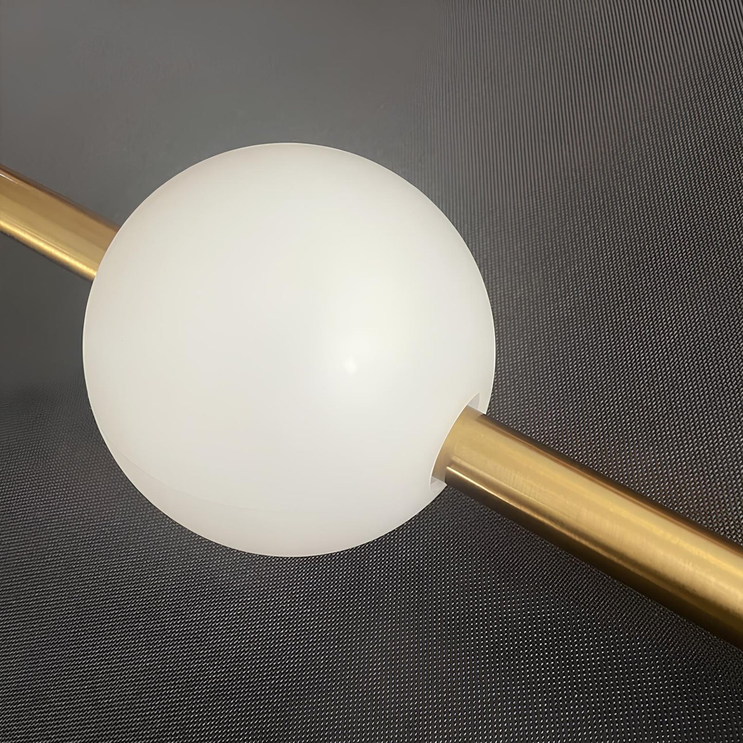 Suspension noir ou doré