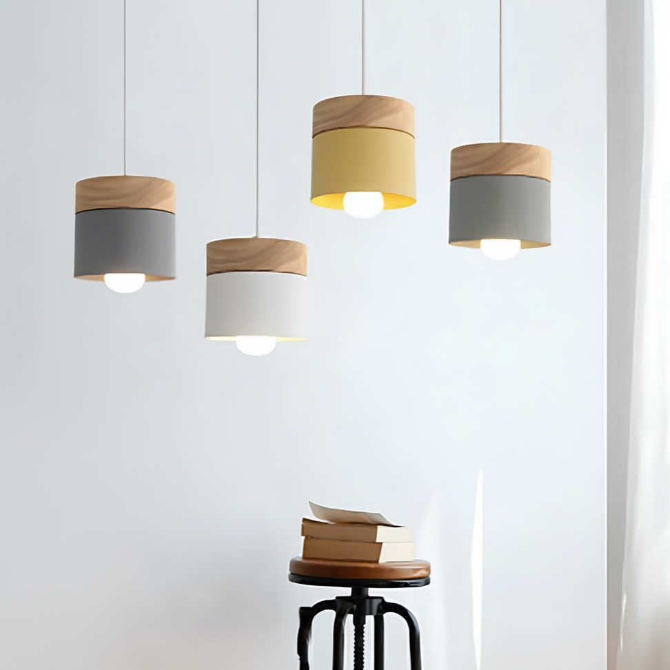 Suspension nordique en bois et couleurs pastel – Design scandinave moderne