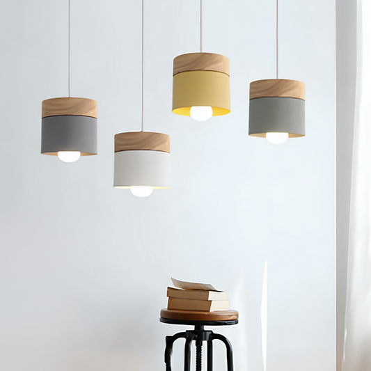 Suspension nordique en bois et couleurs pastel – Design scandinave moderne